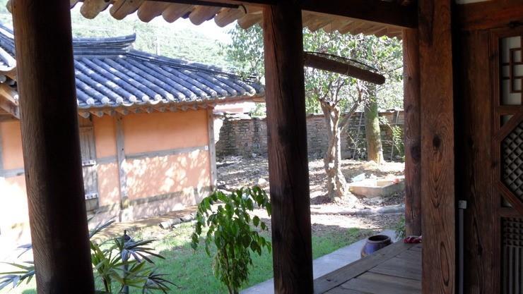 Goseong Choi Pilgan'S Old House Hotel Kültér fotó